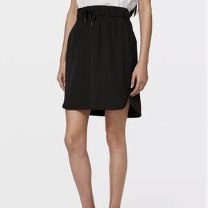 Lululemon City Skirt Womens 6 Black Stretch